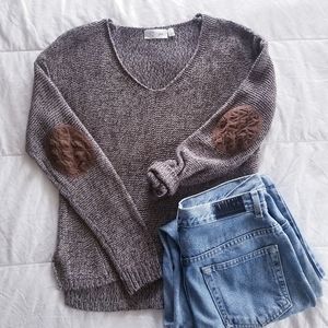Black + Brown Knit Vneck Sweater ◇ Quilted Elbow Patches